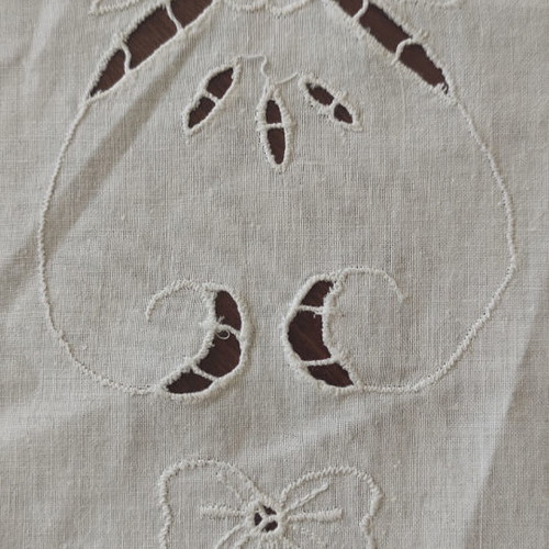 Cutwork white table linen set and gift cotton from India new