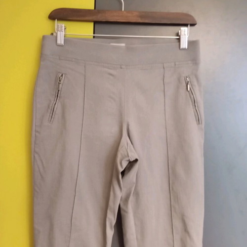 Women's pants size M, like new, olive color