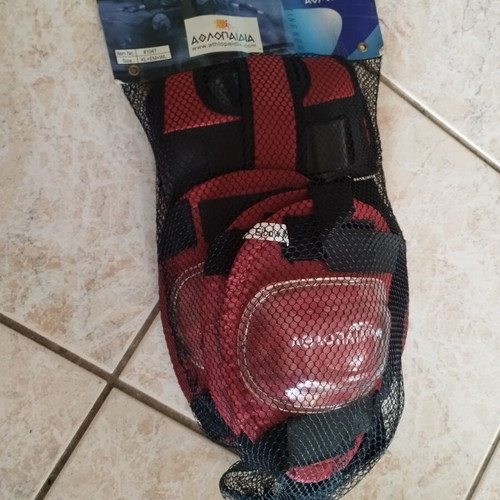 Knee pads set like new with elbow and wrist protection