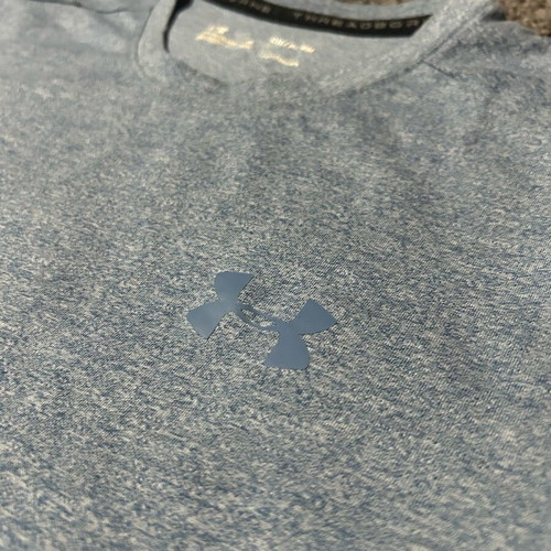 Under Armour Threadborn HeatGear short sleeve T-shirt like new, blue turquoise, size S/M