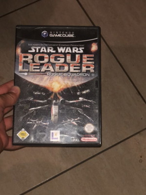 Starwars Rogue Leader Nintendo GameCube like new, complete with manual