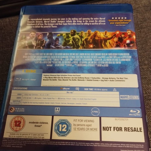 Avengers Infinity Blu-ray like new