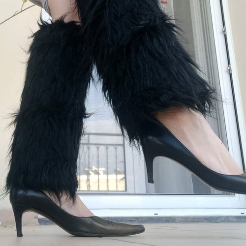 Leather kitten heel shoes like new, black