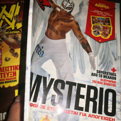 WWE Magazine issue 24 like new