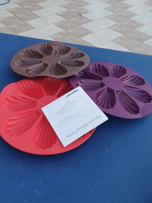 Σετ 3 φόρμες σιλικόνης Tupperware, σχήμα αχιβάδα