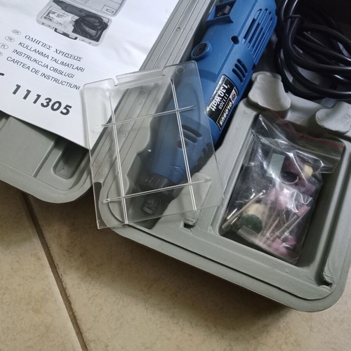 Electric Rotary Multi-Tool 130 Watt like new with accessories