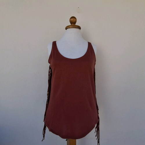 Zara top like new, size M, red with fringes