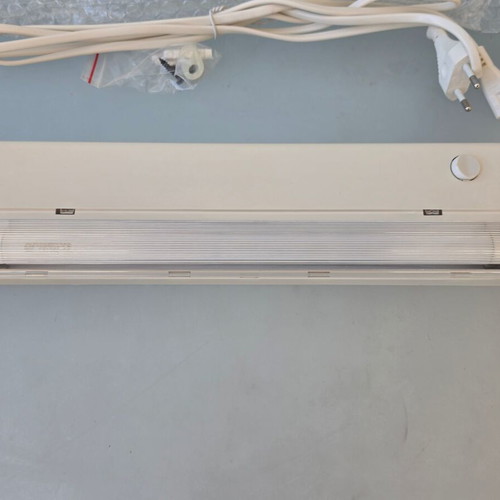 Under-Cabinet Fluorescent Light TUF-2808E 8W New