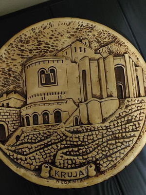 Collectible ceramic wall plate Kruja Castle Albania like new