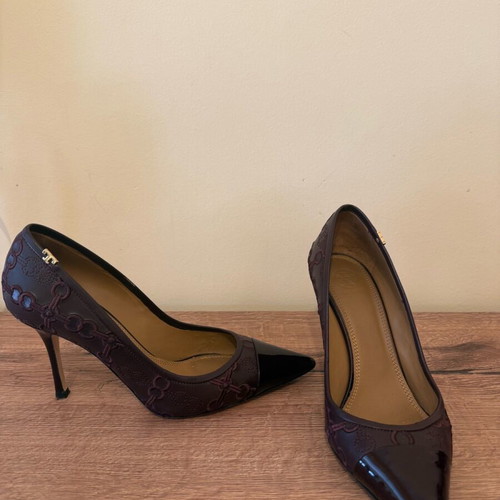 Tory Burch leather pumps new, burgundy, size 38