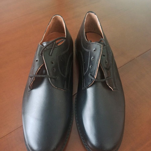 Men's Leather Dress Shoes PyrsoS Shoemakers size 45 like new