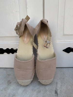 Espadrilles size 37 like new, nude, castor material by Diamantique