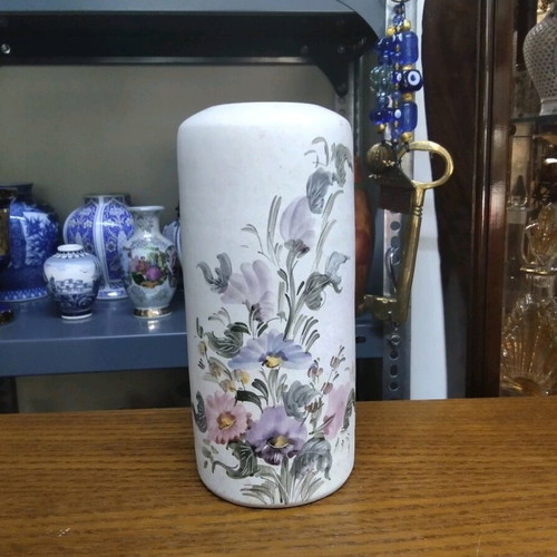 Decorative Tabletop Clay Vase with Flower Design like new