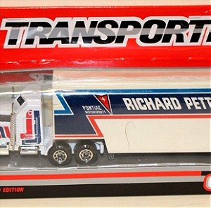 Matchbox Super star Transporters Μεταλλική Μινιατούρα Richard Petty Racing Team Kenworth Aerodyne with Low Bed Trailer Κλιμακα 1:64 Καινούργιο Τιμή 12 ευρώ