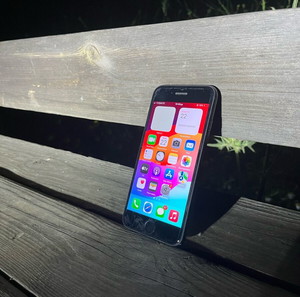 (ΤΙΜΗ ΣΥΖΙΤΗΣΗΜΗ)IPhone SE 2020 64gb