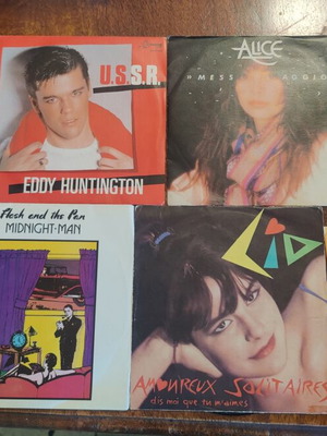 Vinyl records used, pack of 68, 7" foreign music