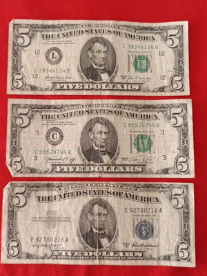 Three 5$ US banknotes used, 1969 1974 1953
