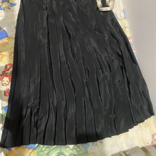 Skirt like new, black, size L 40 12