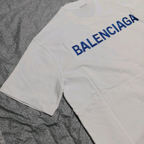 Balenciaga t-shirt new, white, sizes S and XL