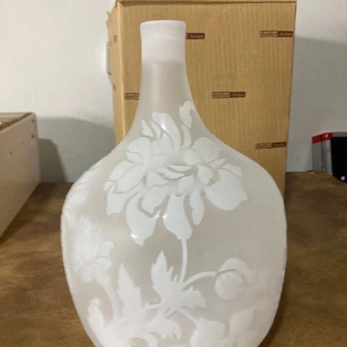 D&D Glass Vase new with embossed flowers