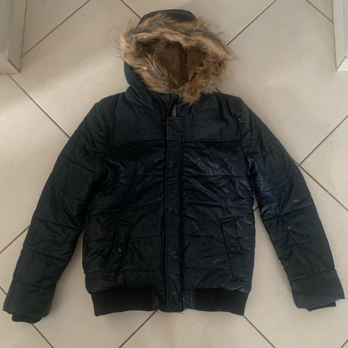 Zara winter jacket like new with fur lining and hood