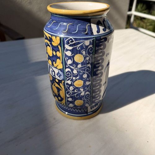 Italian Albarello Simonetti Castelli ceramic pharmacy jar, like new
