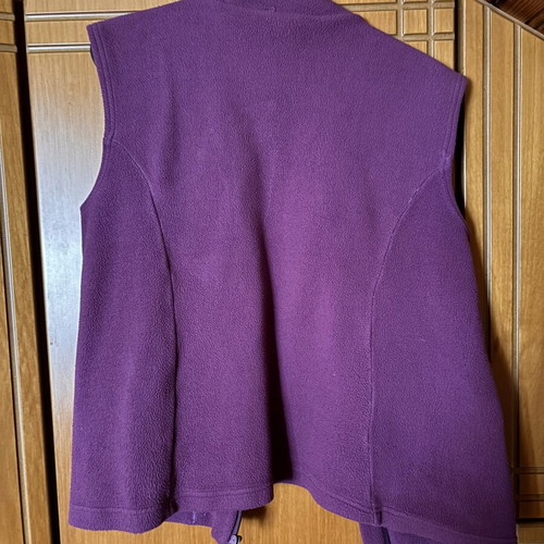 Winter vest used, purple, sizes M and L