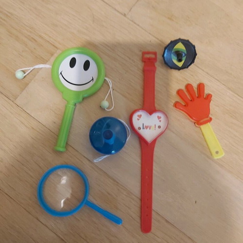 Small toys like new, set of 15 pieces