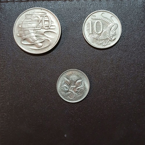 Set of three Australian coins 5, 10 and 20 pence 1976/1978