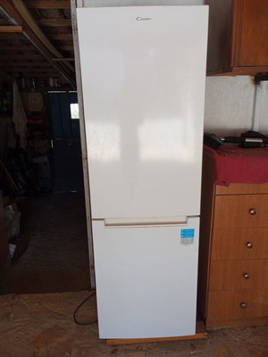 Candy refrigerator like new