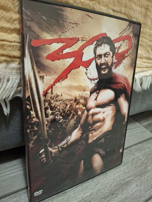 300 DVD like new, Greek edition with subtitles