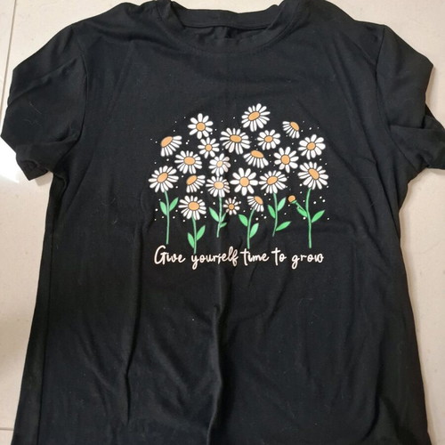 Blouse like new with flower design, sizes S and M