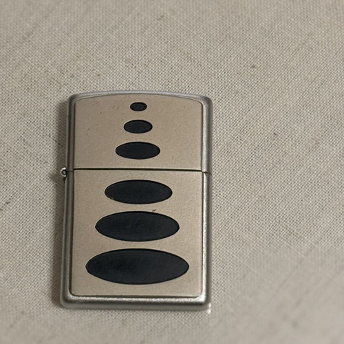 Zippo Black Ovals 388 lighter 2003, like new