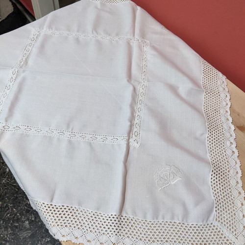 Tablecloth 82x82cm new, unused in plastic