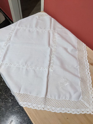 Tablecloth 82x82cm new, unused in plastic