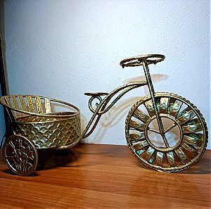Μεταλλικό ποδήλατο με βάση για γλάστρες