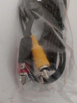 AV Mini USB to 3 RCA Cable sealed, new