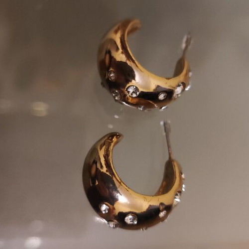 Gold earrings with rhinestones new