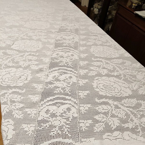 Handmade knitted blanket like new, dimensions 200x210