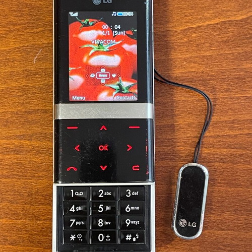 LG KE800 Chocolate used phone
