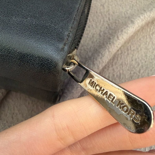 Michael Kors large trifold wallet like new, black