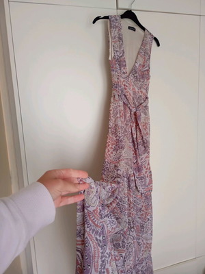 Φόρεμα Iraida ethereal style πολύχρωμο σαν καινούργιο, small medium maxi