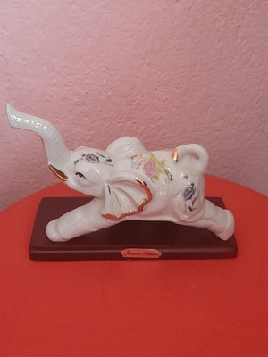 Porcelain elephant Yiuserre Armani new