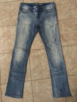 Pink Woman jeans in excellent condition, size XL