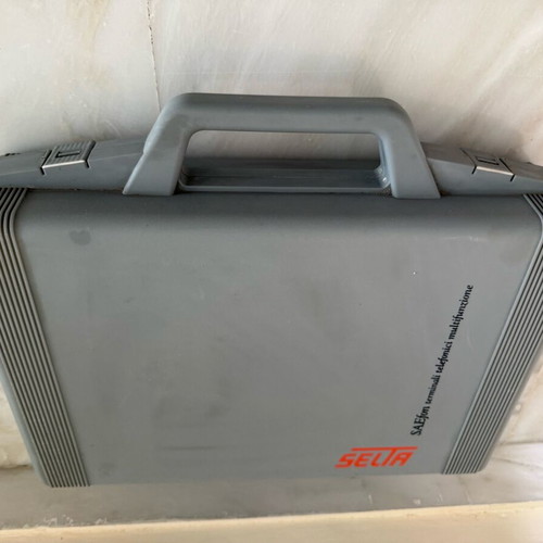 Selta Professional Carrying Case like new, 42x35x11 cm, gray