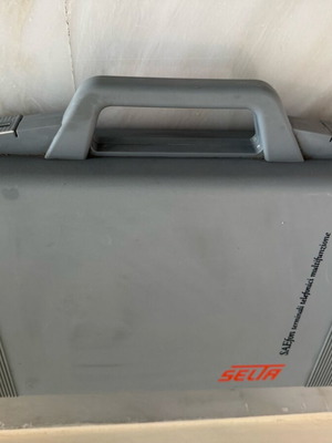Βαλίτσα μεταφοράς Selta σαν καινούργια, 42x35x11 εκ, γκρι