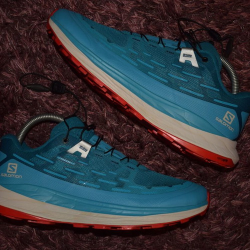 Salomon Ultra Glide trail running shoes like new, size 41.5, blue