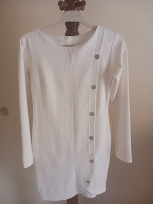 White short dress with long sleeves