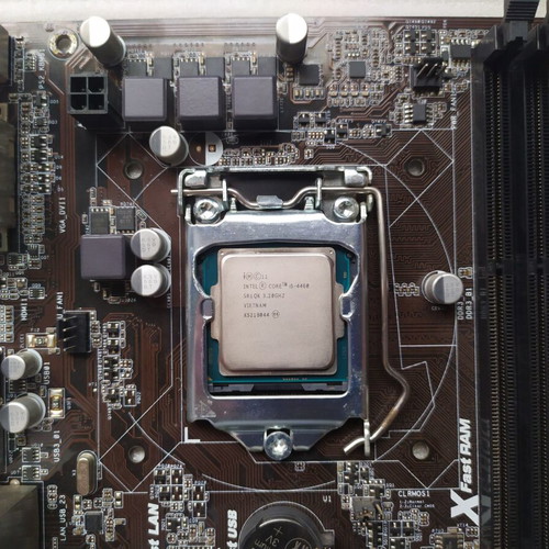 ASRock H81M-HDS motherboard with Intel i5 4570