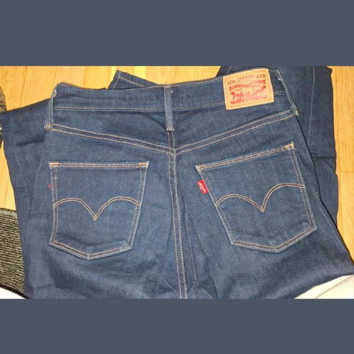 Levi's blue jeans size S like new